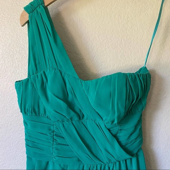 H&M Green Gathered Bodice One Shoulder Ruched Mini Dress Size 4 - Picture 3 of 6